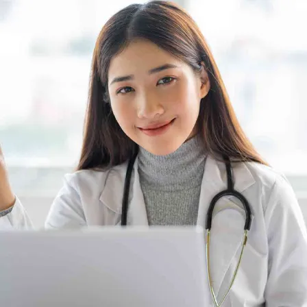 dr. Ratna D., 